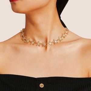 FREE Gold Hollow Flower Choker